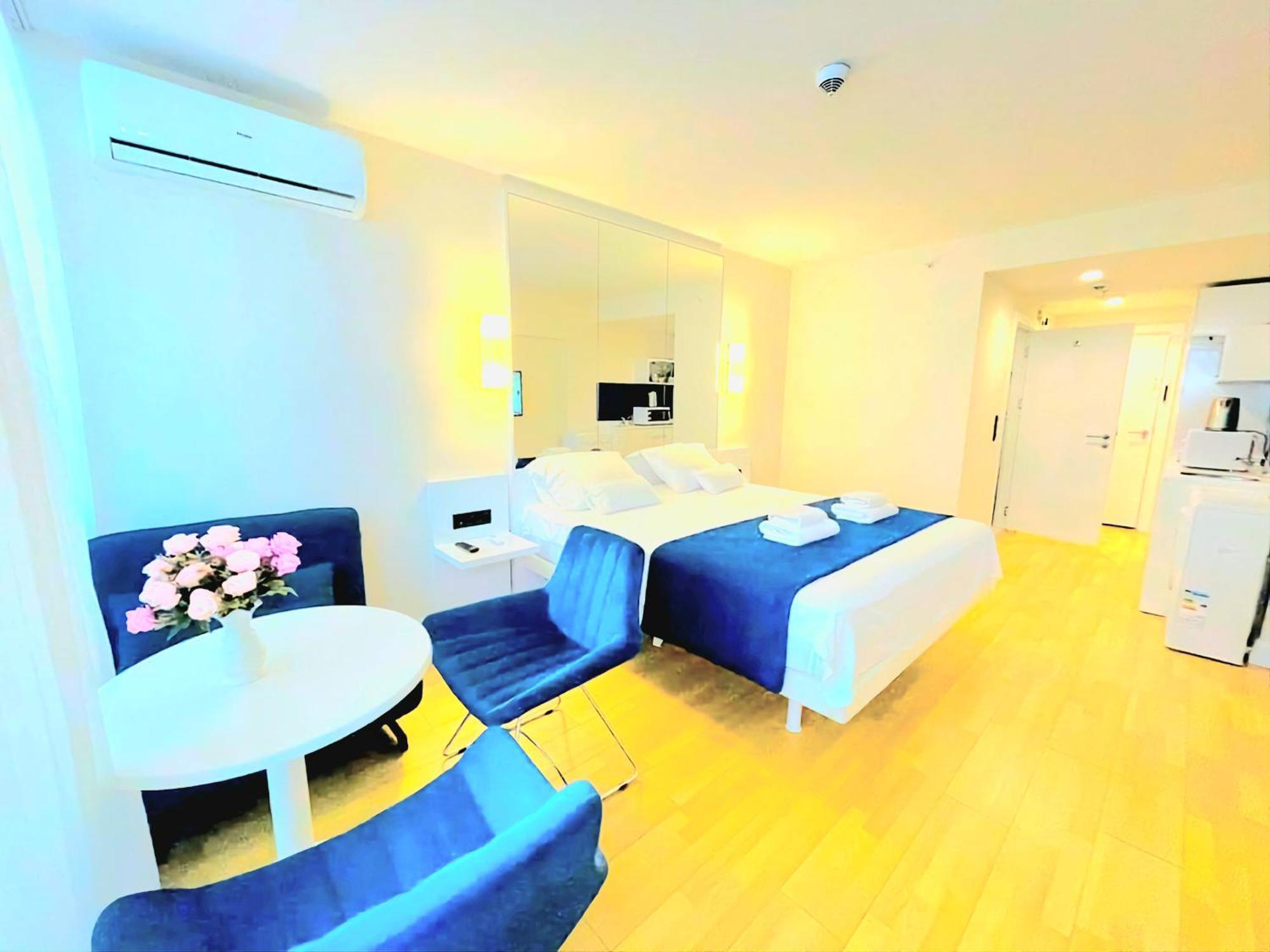Appartamento Orbi City A D Batumi Esterno foto