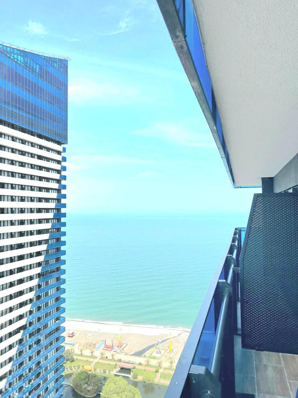 Appartamento Orbi City A D Batumi Esterno foto