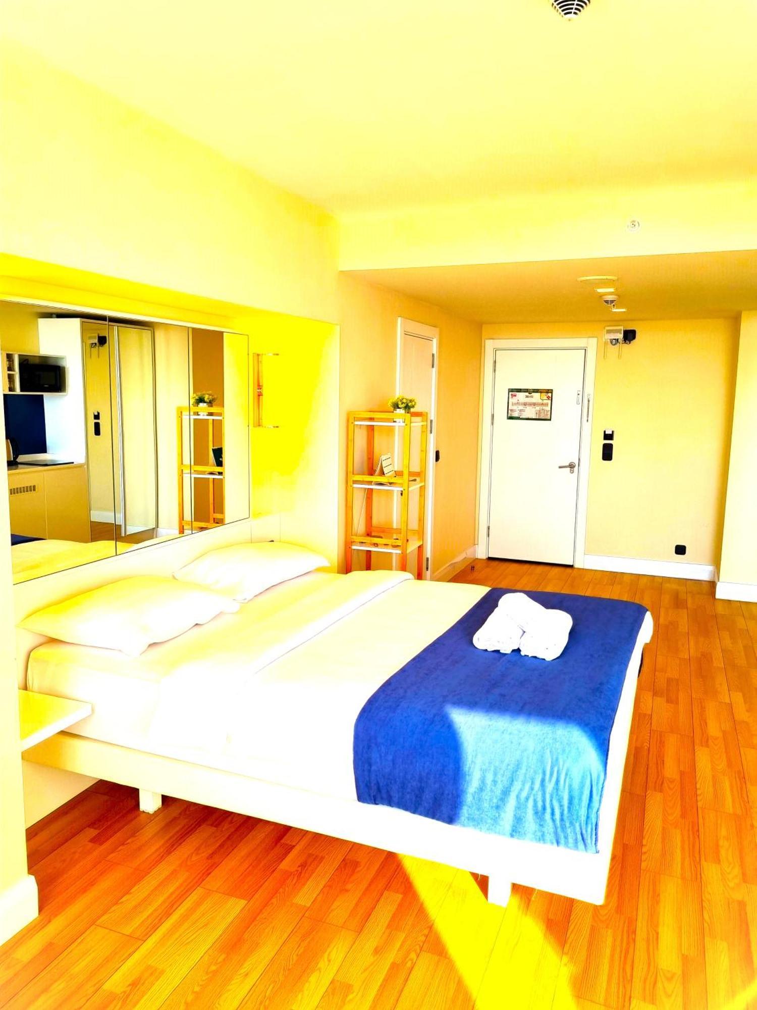 Appartamento Orbi City A D Batumi Esterno foto
