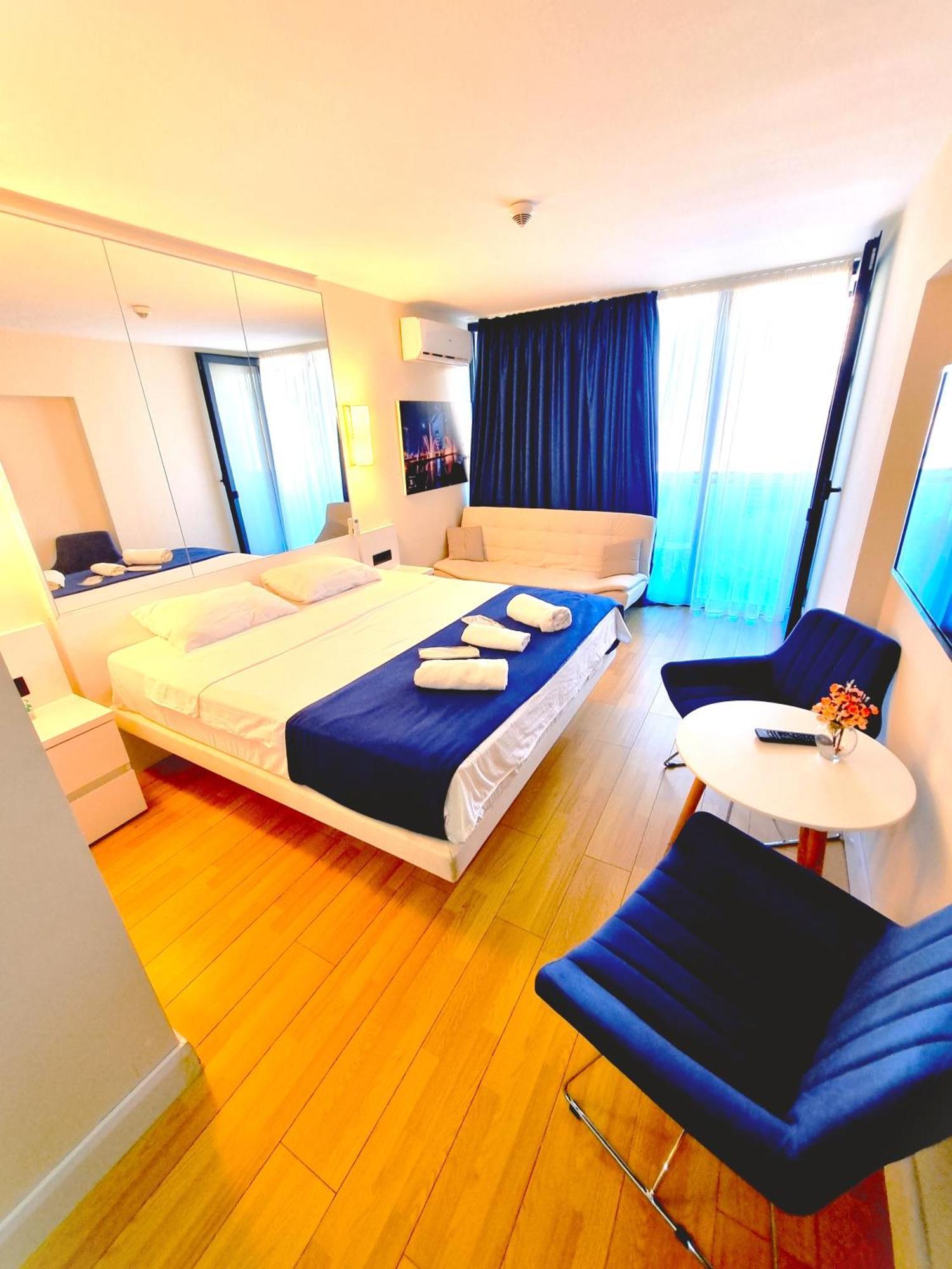 Appartamento Orbi City A D Batumi Esterno foto