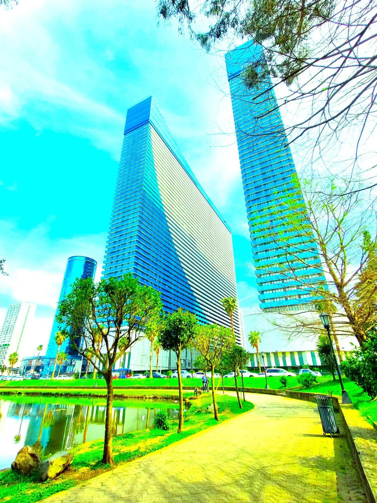 Appartamento Orbi City A D Batumi Esterno foto